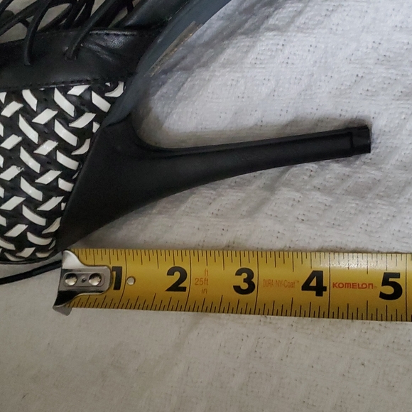 Jeffrey Campbell Roulette Heels - Picture 13 of 13